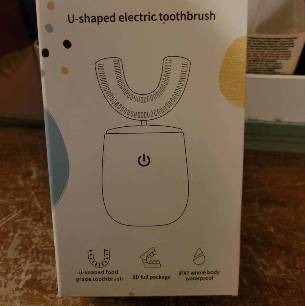 U shaped electric toothbrush